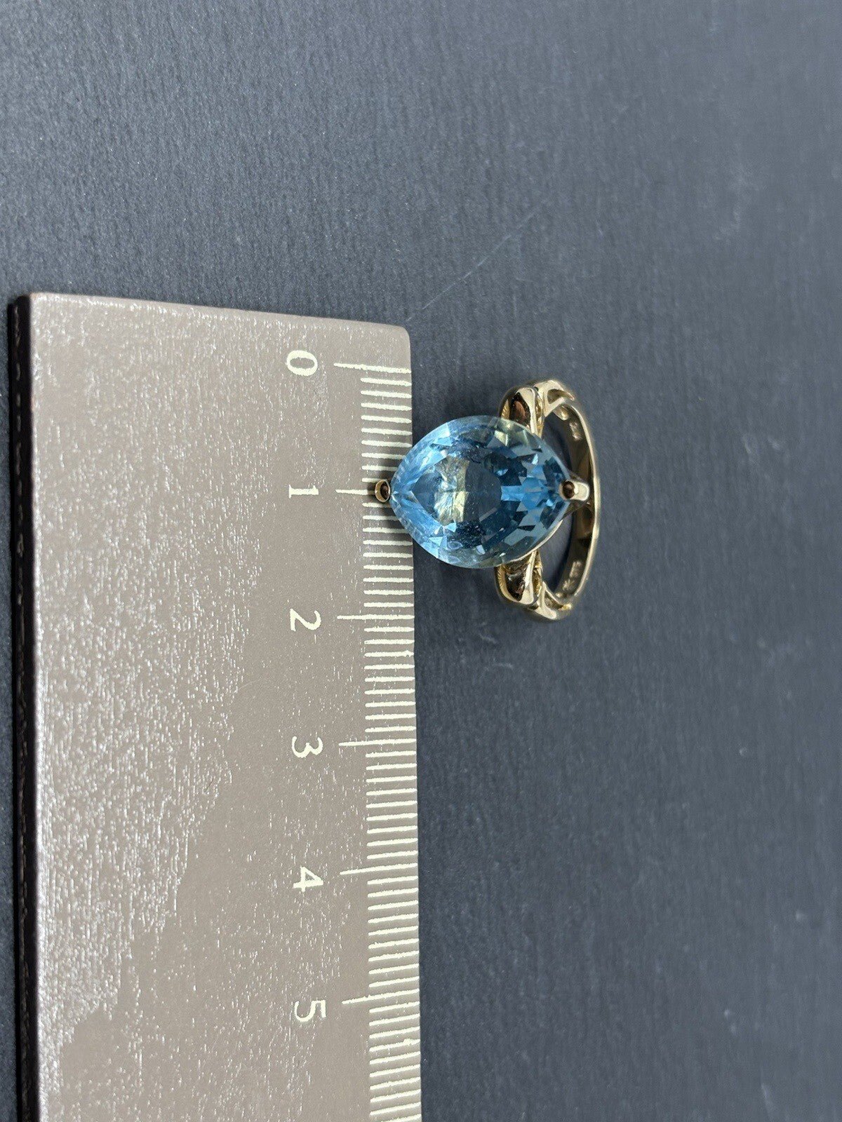 375 Gold Ring Blautopas Eisblau ca.15x10mm Damenring Gr.50 9K