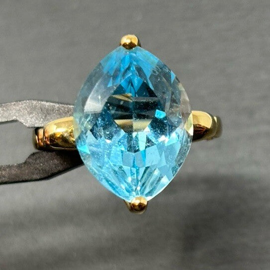 375 Gold Ring Blautopas Eisblau ca.15x10mm Damenring Gr.50 9K