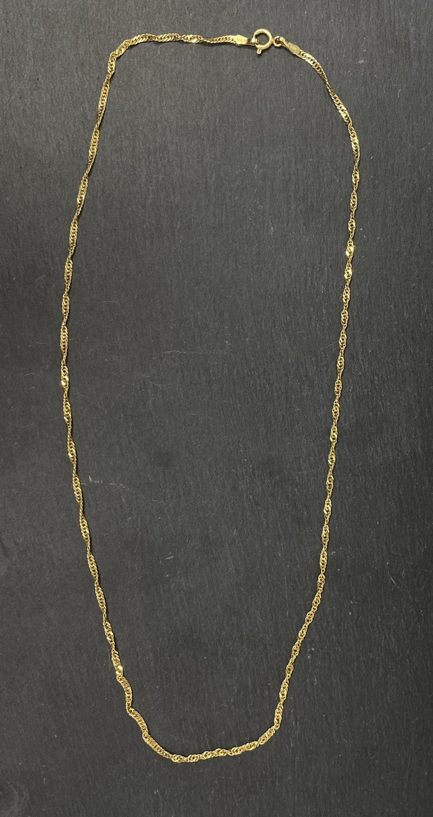 Feingliedrige, gedrehte Goldkette in Zopfmuster Panzerkette 42cm | 14K / 585