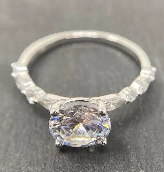 925 Silber Cocktail Ring Zirkonia Ring sehr modernes Design