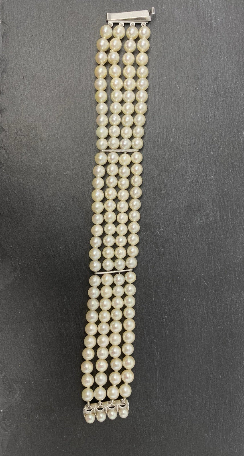585 Weißgold Perlenarmband Vierreihiges  | Weißgold Luxus 14K