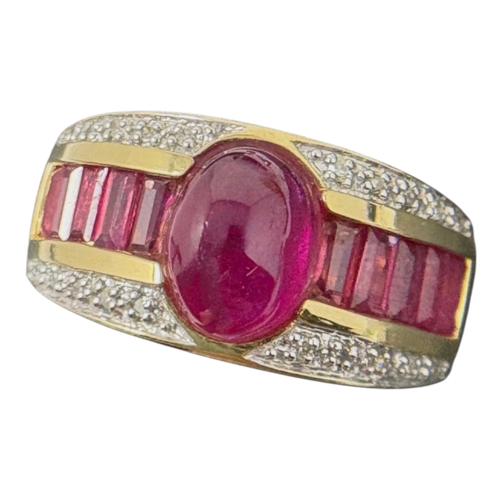 750 Gold Ring Cabochon Rubin Diamanten 18K