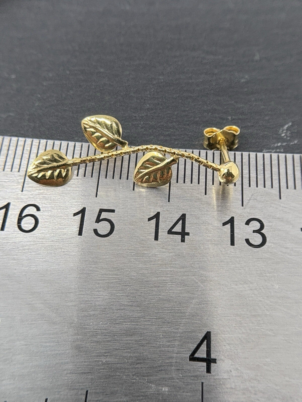 750 Gold Ohrringe Ohrstecker | Blätter - Naturinspiriertes Design 18K