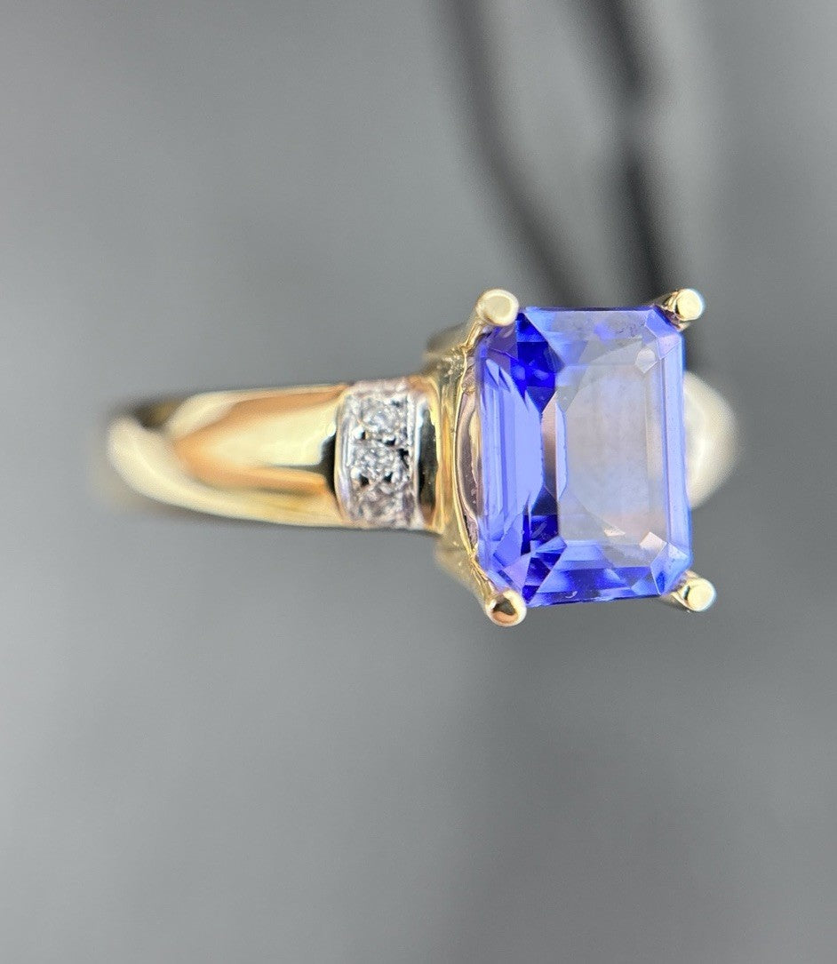 585 Gold Ring Tansanit 1,5ct Solitärring 14K