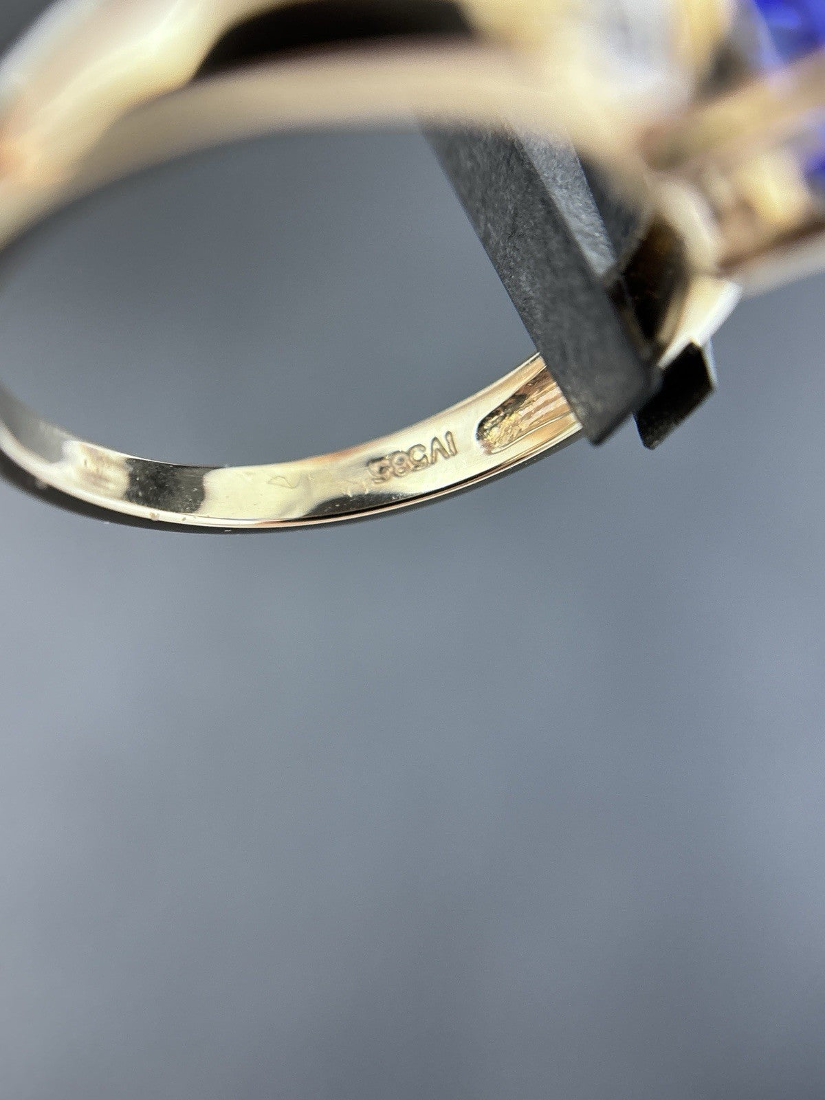 585 Gold Ring Tansanit 1,5ct Solitärring 14K