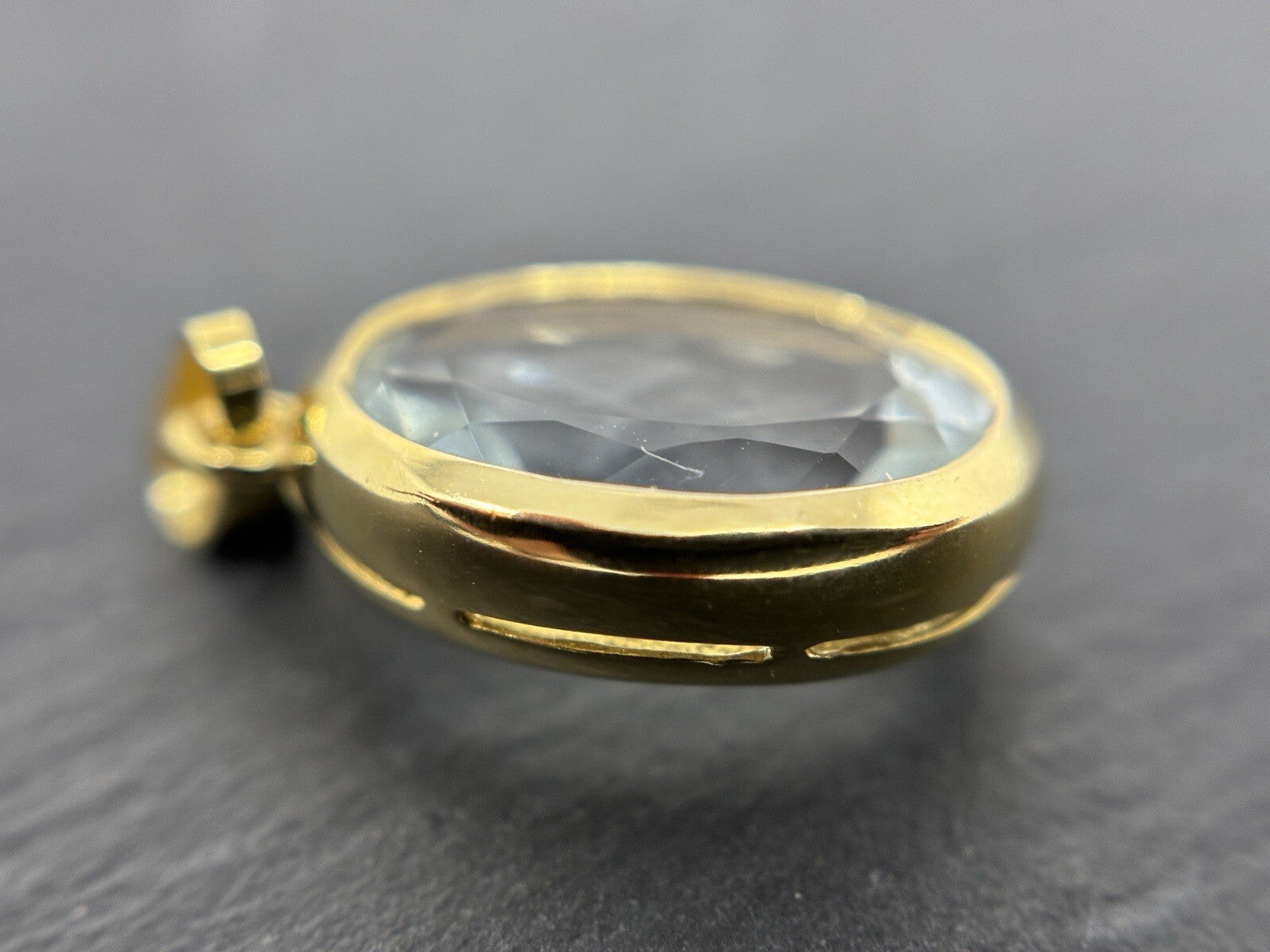 585 Gold Anhänger Aquamarin ca. 4,5ct mit 13x9,5mm Ovalschliff 14K