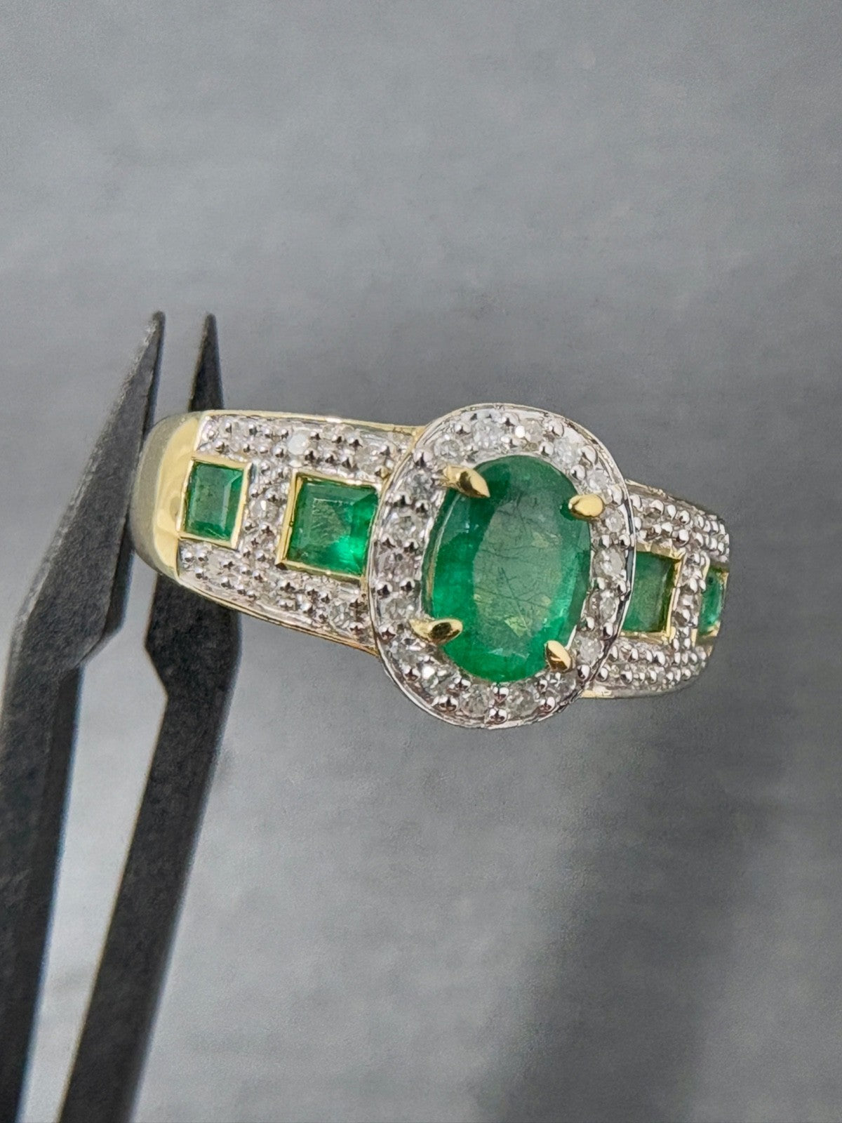 750 Gold Ring Entourage Ring Smaragd 18K
