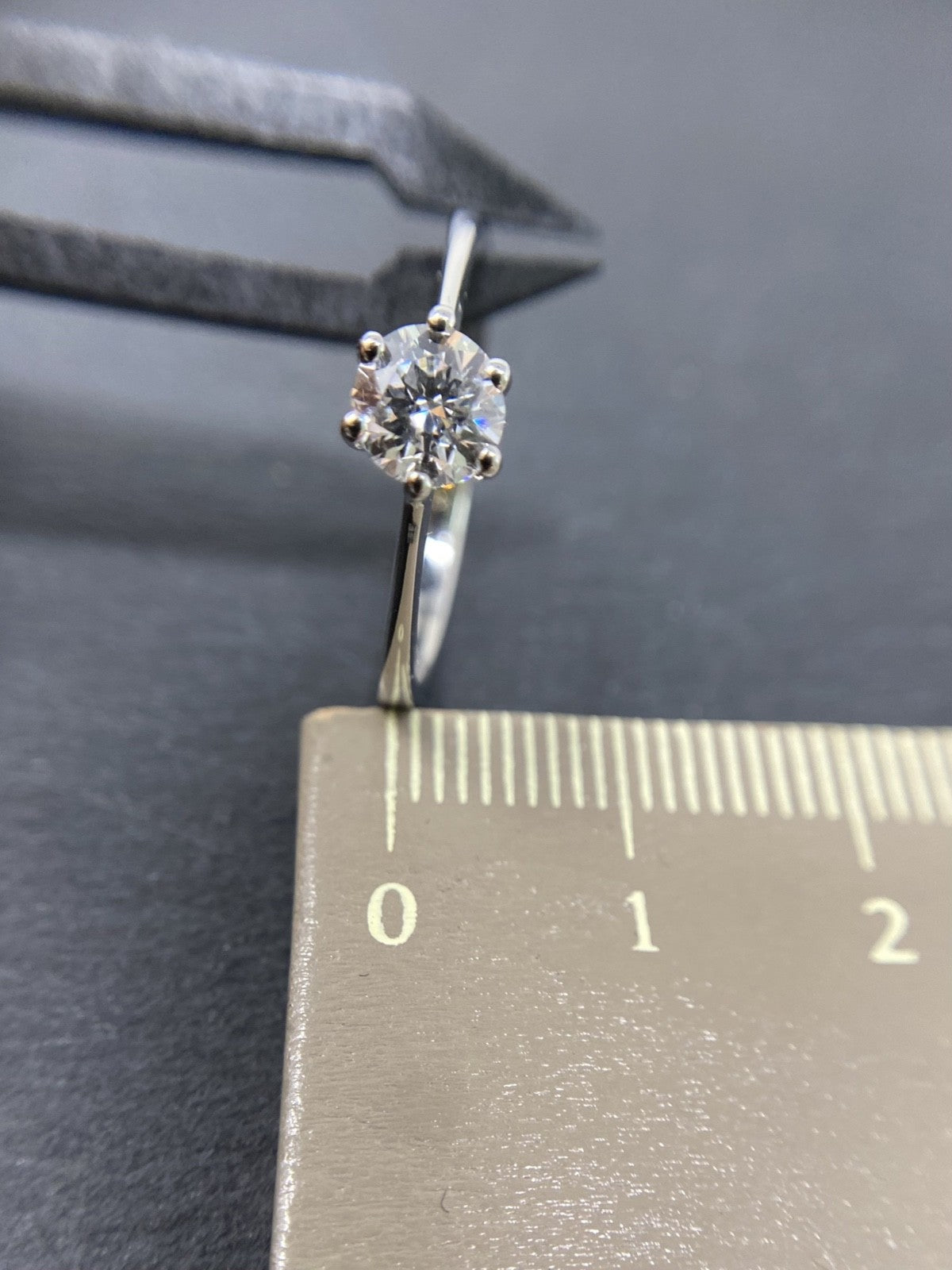 Platin Ring 0,5 Karat Solitärring mit funkelndem Brillant Diamantring | Gr. 53