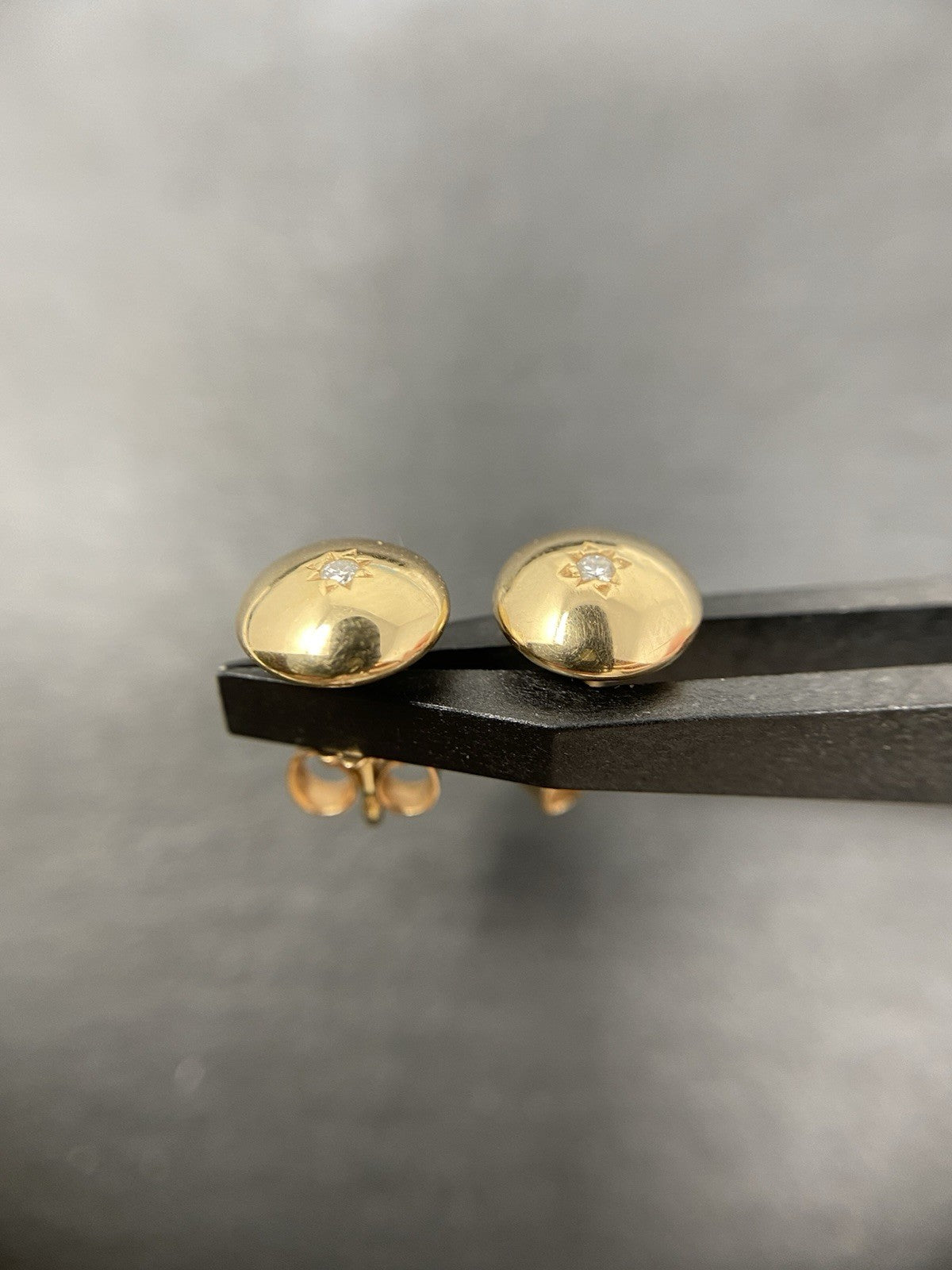 750 Gold Ohrstecker 0,035ct Brillant | 18K