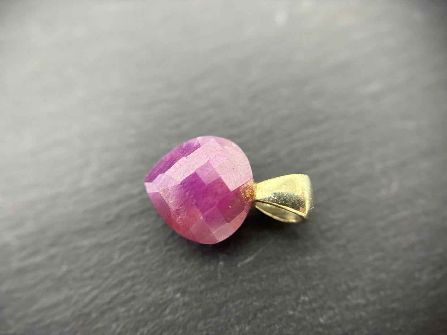 585 Gold Anhänger Rubin Herzschliff 10mm 14K