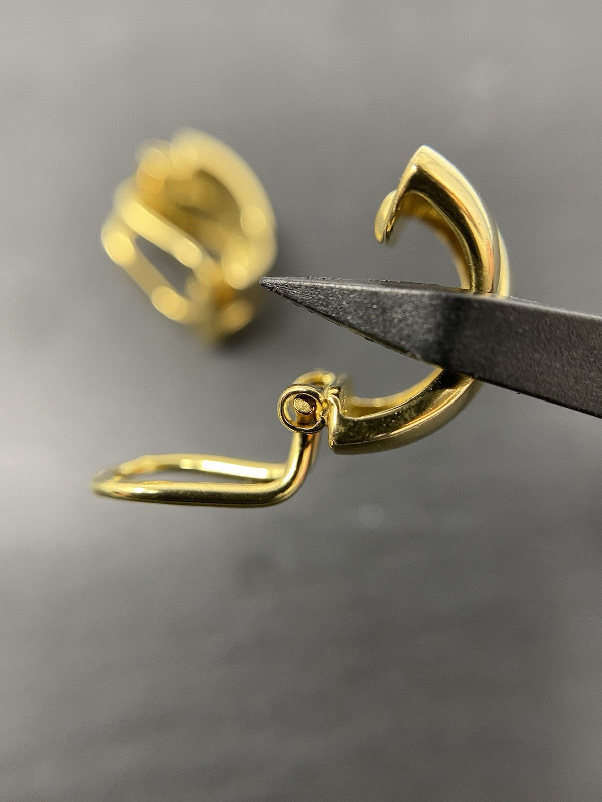 333 Gold Ohrringe Clip Creolen 8K