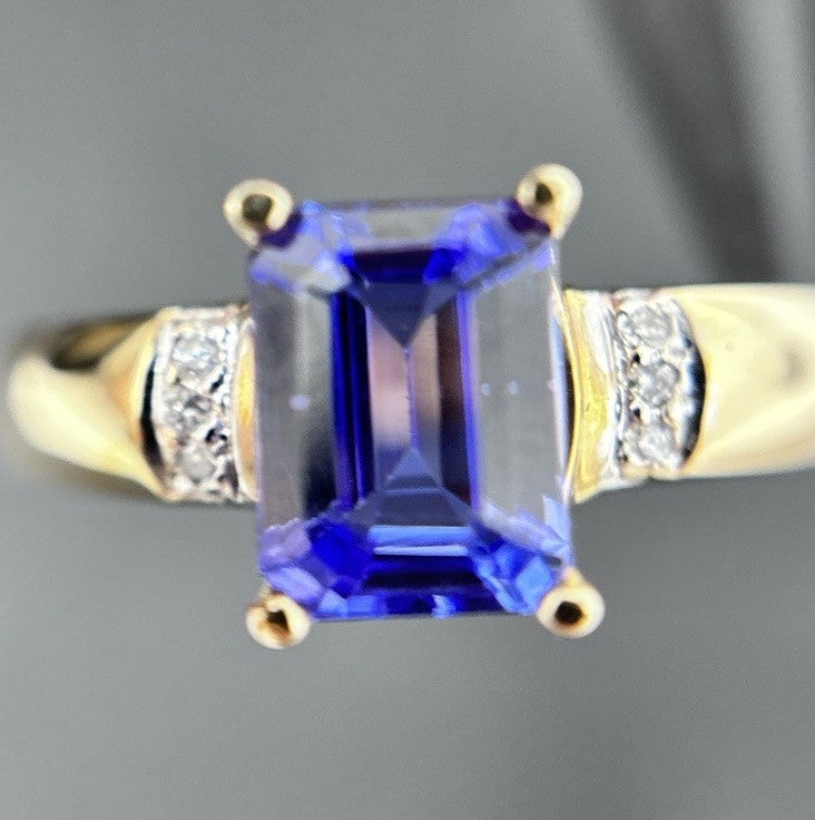 585 Gold Ring Tansanit 1,5ct Solitärring 14K