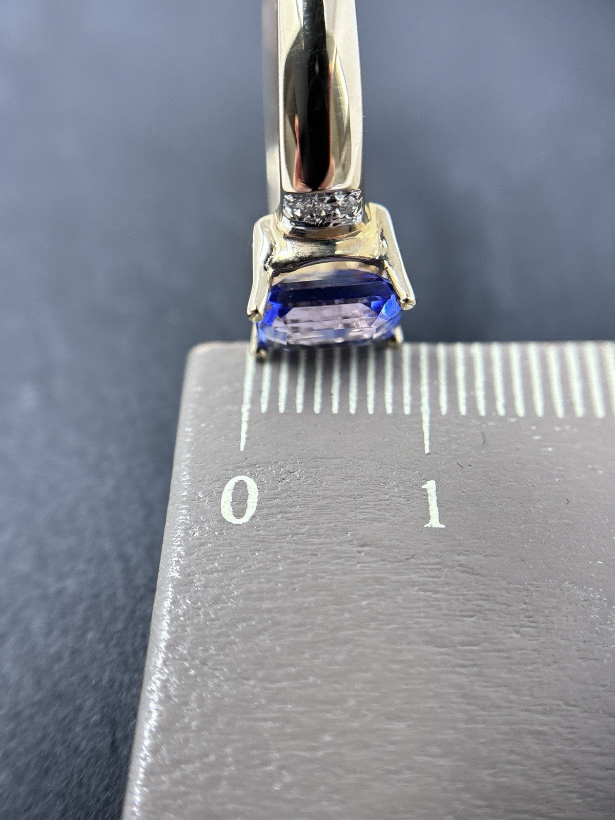 585 Gold Ring Tansanit 1,5ct Solitärring 14K