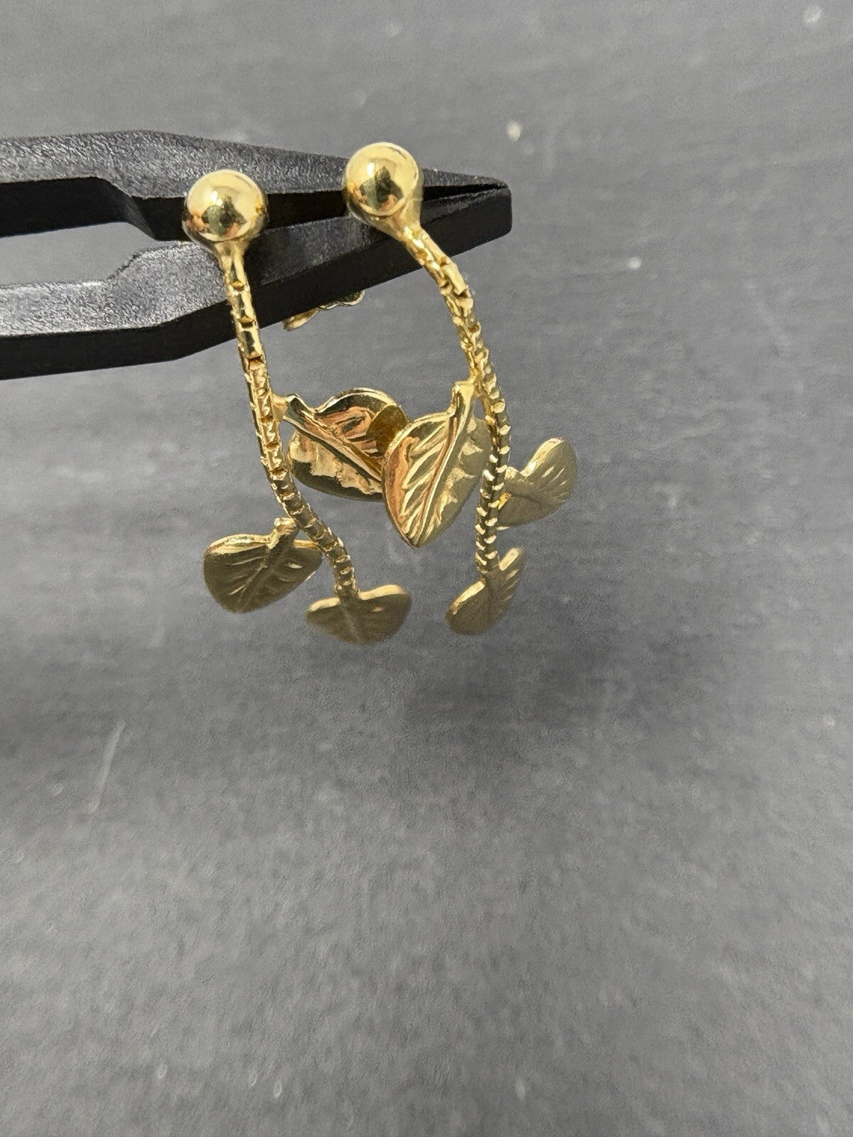 750 Gold Ohrringe Ohrstecker | Blätter - Naturinspiriertes Design 18K