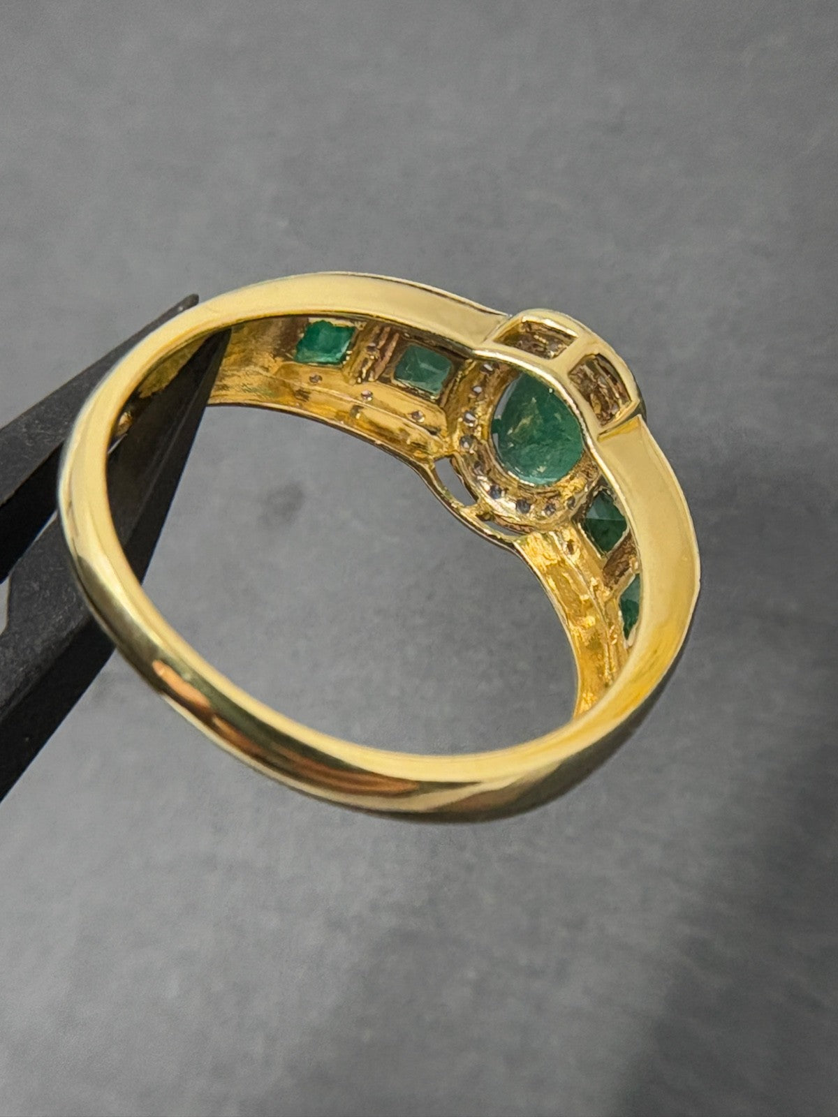 750 Gold Ring Entourage Ring Smaragd 18K