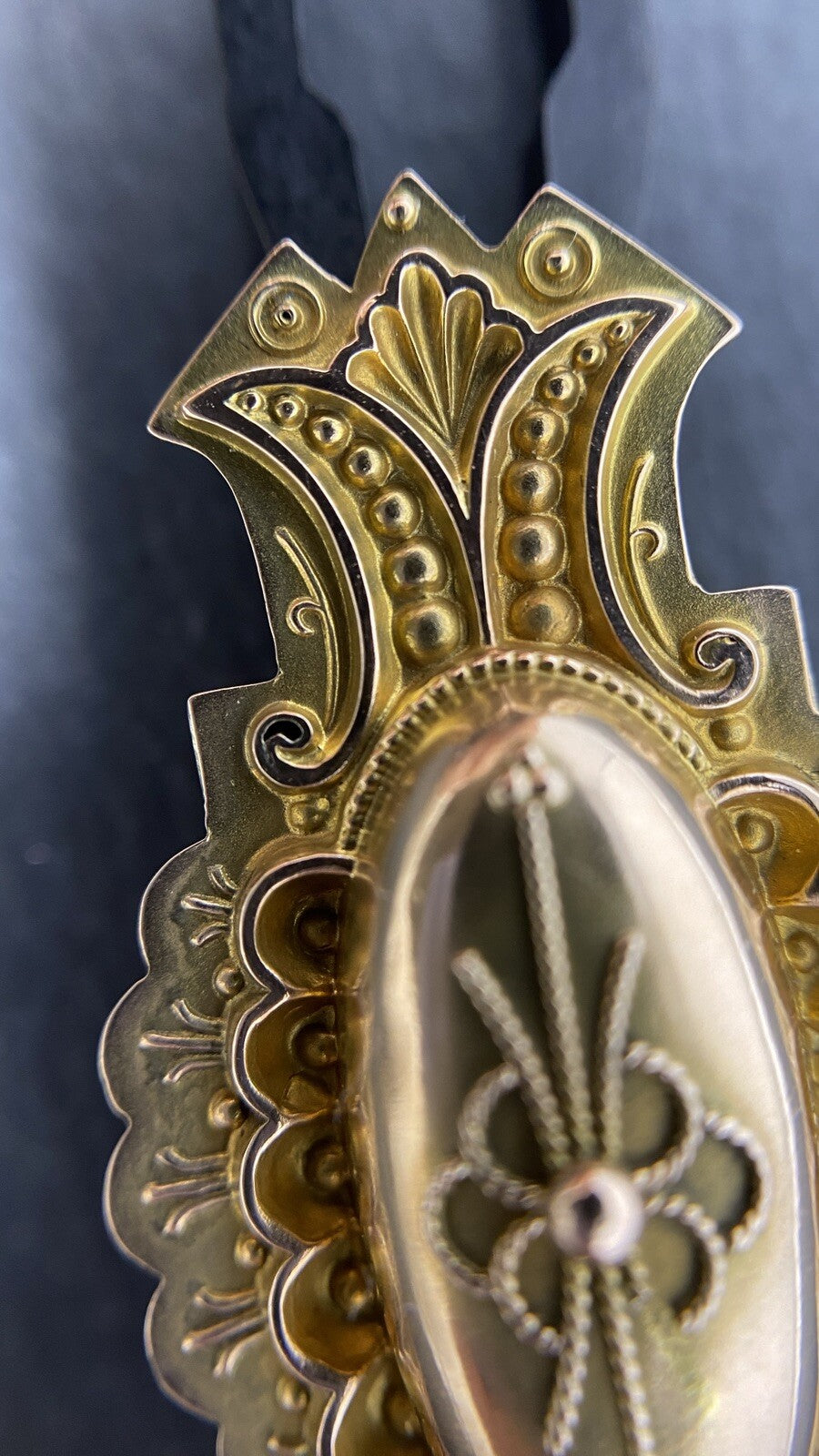 Antike Brosche Gelbgold 19/20 Jhd. viktorianisch 9K