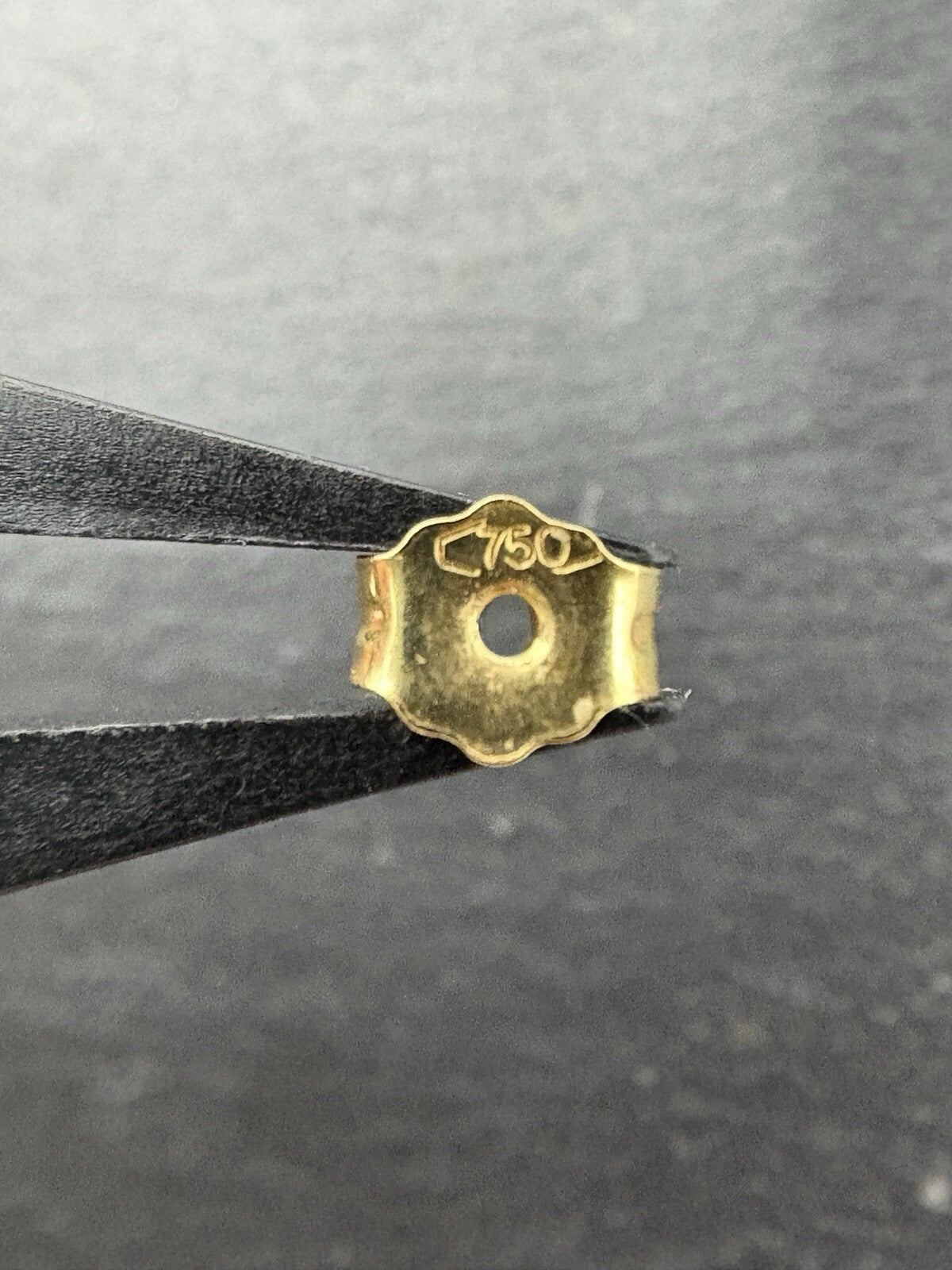 750 Gold Ohrringe Ohrstecker | Blätter - Naturinspiriertes Design 18K