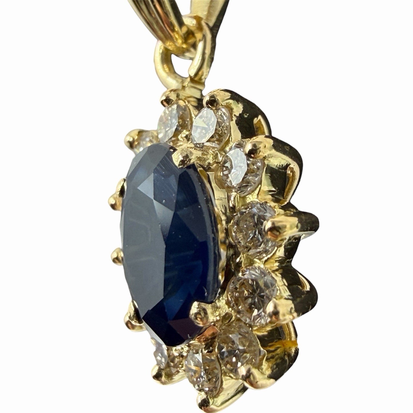 750 Gold Anhänger Saphir 1,5ct Entourage mit Brillanten 18K