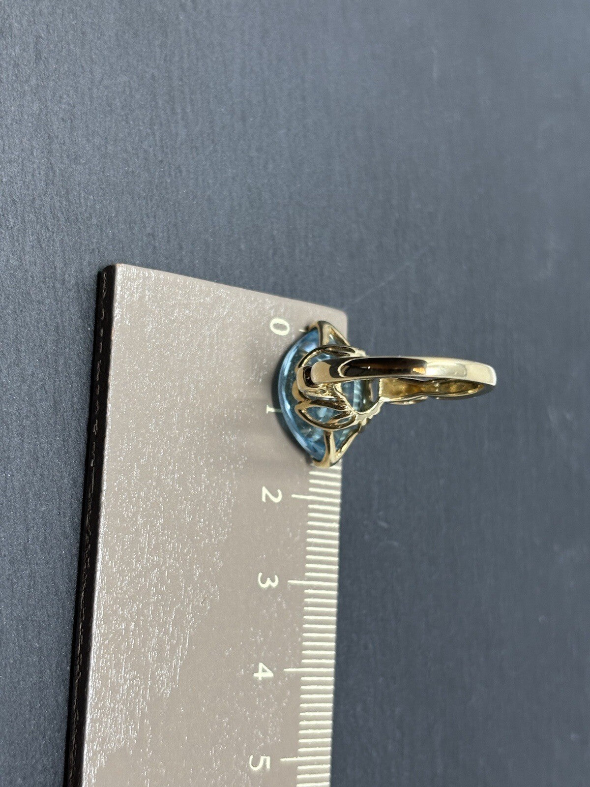 375 Gold Ring Blautopas Eisblau ca.15x10mm Damenring Gr.50 9K