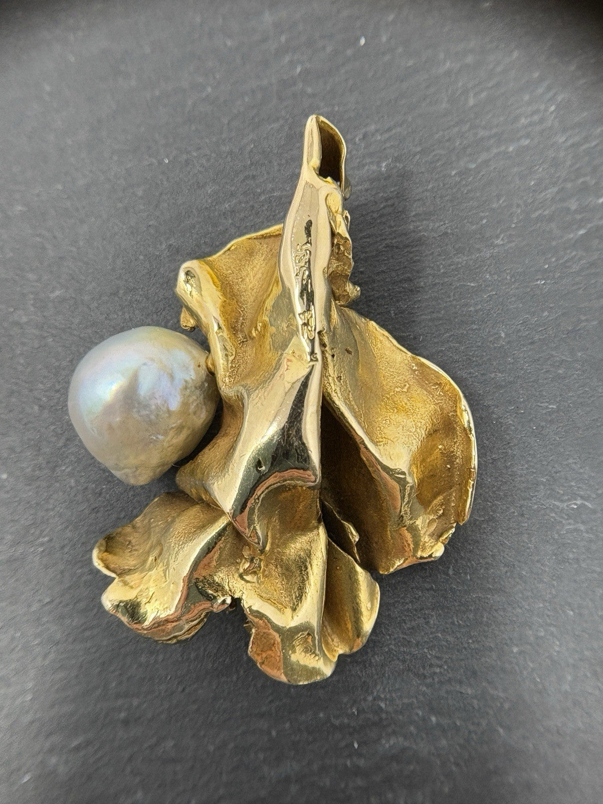 Goldanhänger Handarbeit Designerschmuck 14K/585 ca. 4x3cm Diamanten Rubin Tuch