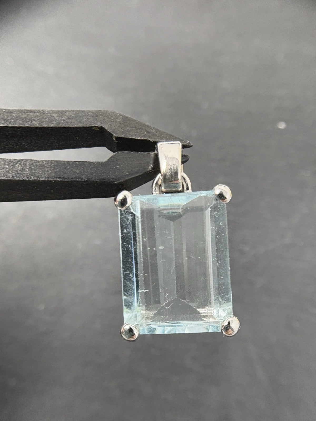 750 Gold Anhänger Weißgold | Aquamarin ca. 8ct Emerald Schliff 18K