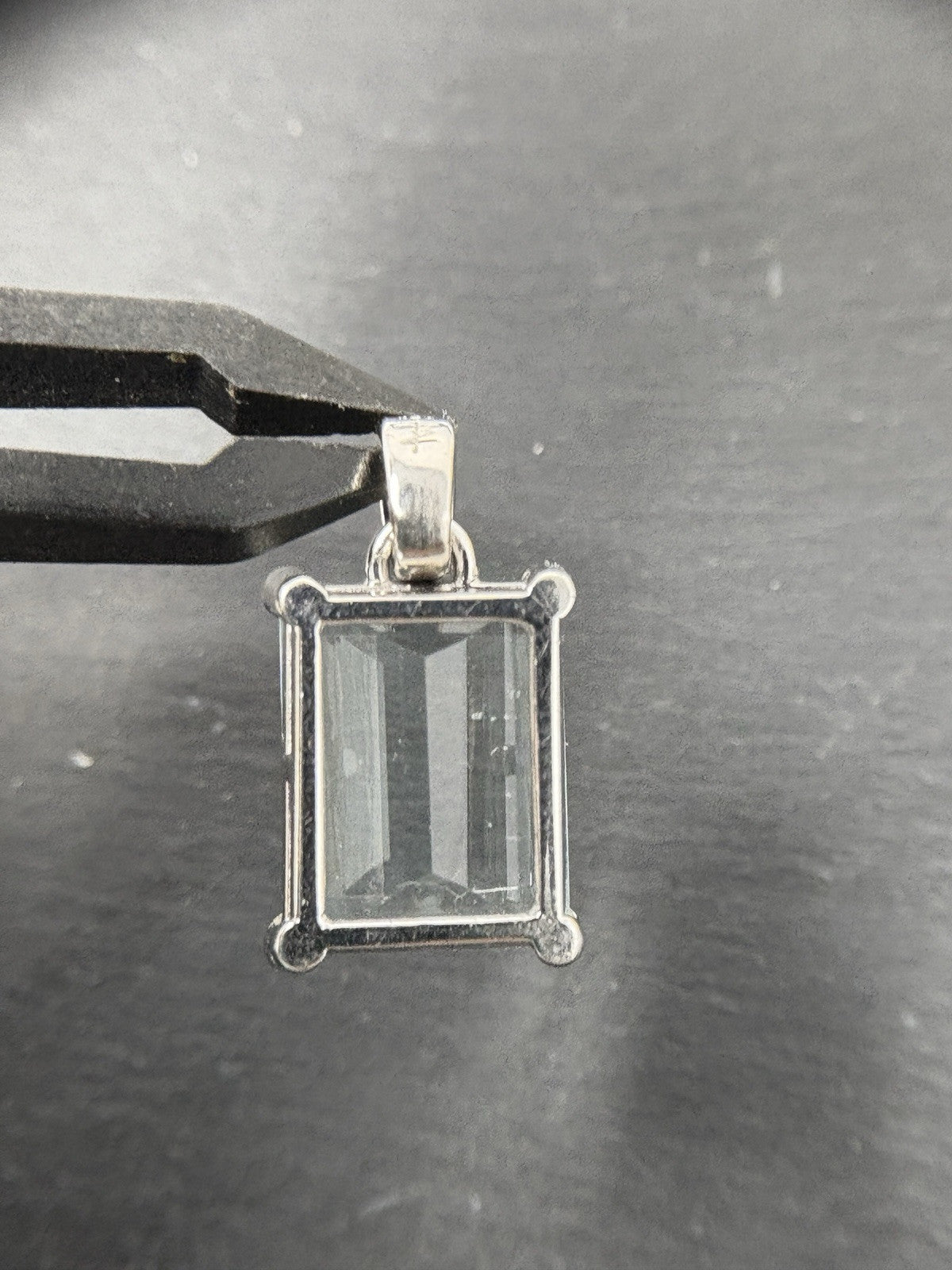 750 Gold Anhänger Weißgold | Aquamarin ca. 8ct Emerald Schliff 18K