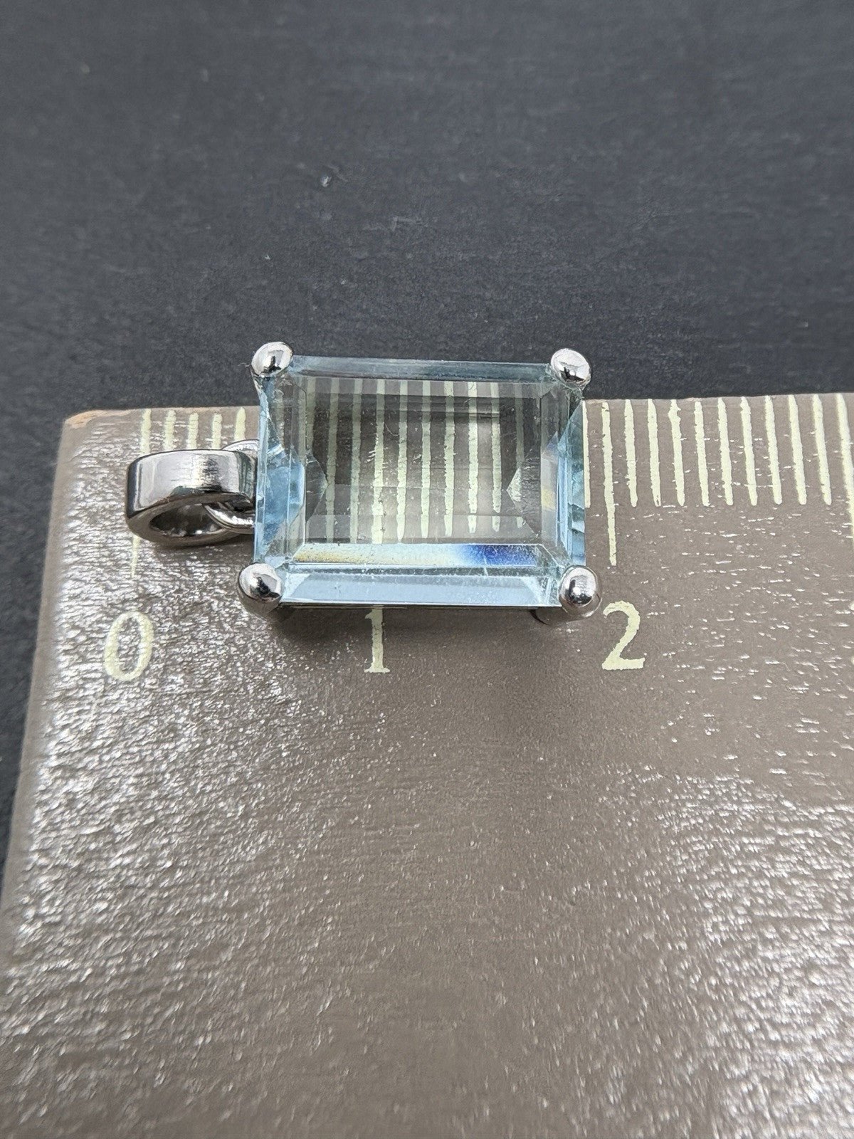 750 Gold Anhänger Weißgold | Aquamarin ca. 8ct Emerald Schliff 18K